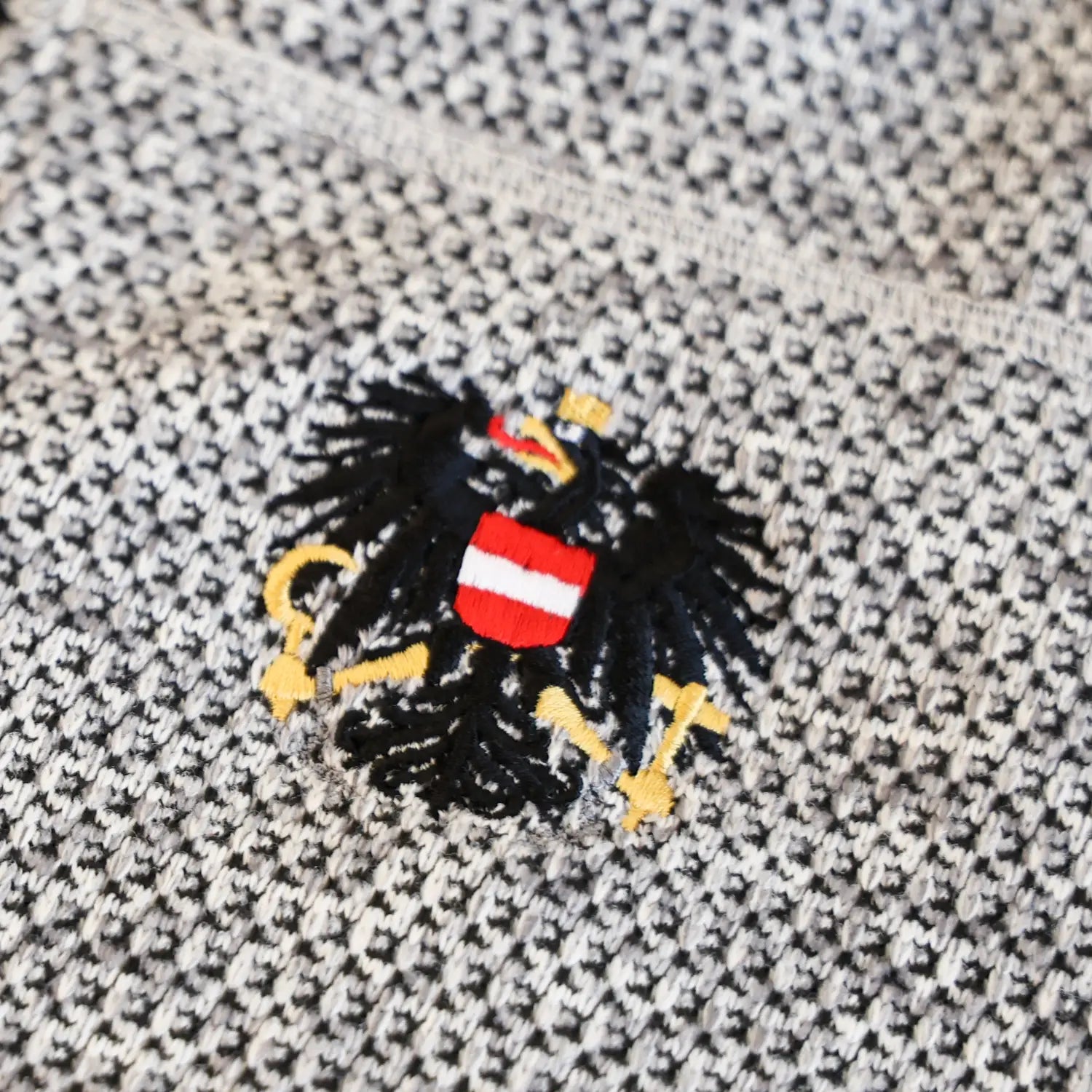 Österreich Kultjacke ohne Kapuze - Strickoptik