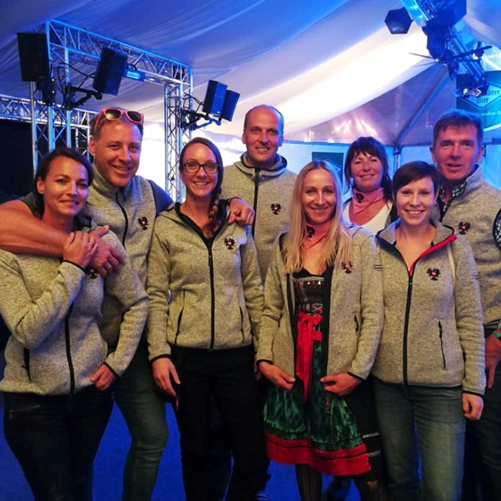 Jacke für Verein besticken