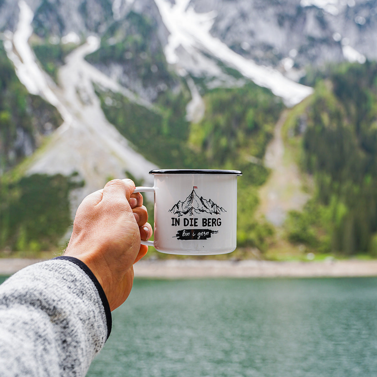 In die Berg bin I gern Emaille Tasse