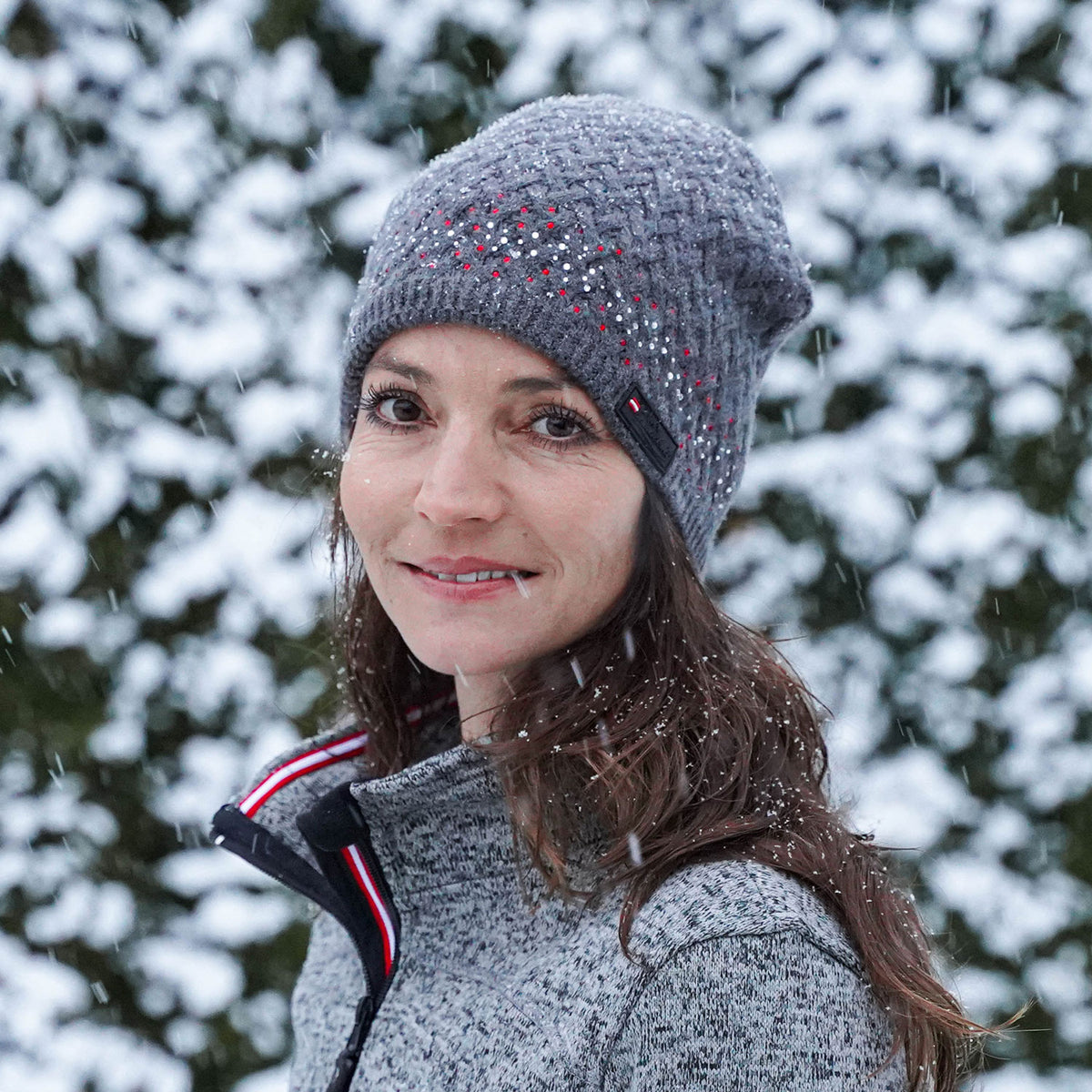 Österreich Kristall Mütze grau