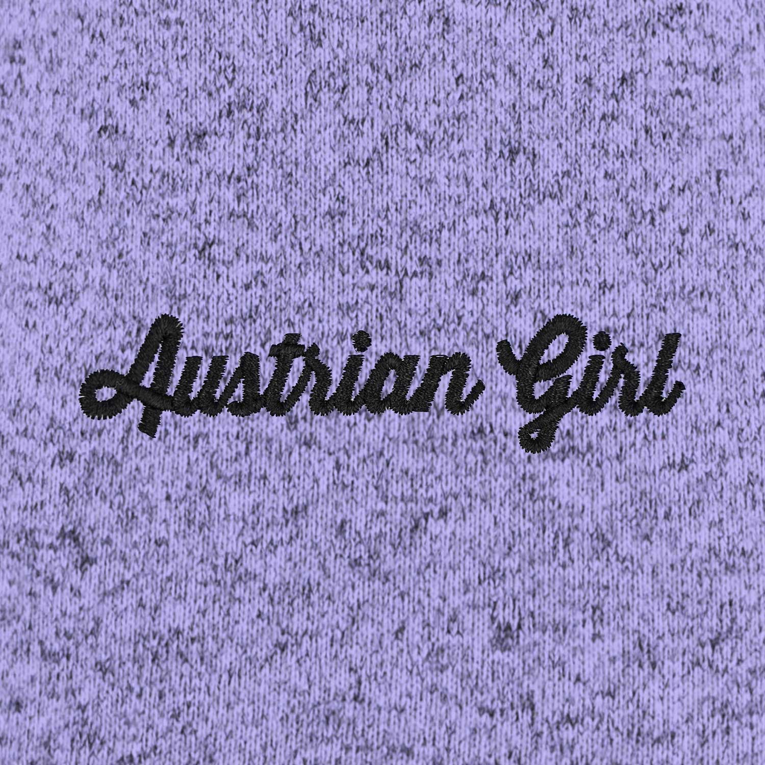Austrian Girl Stickerei Lavendel