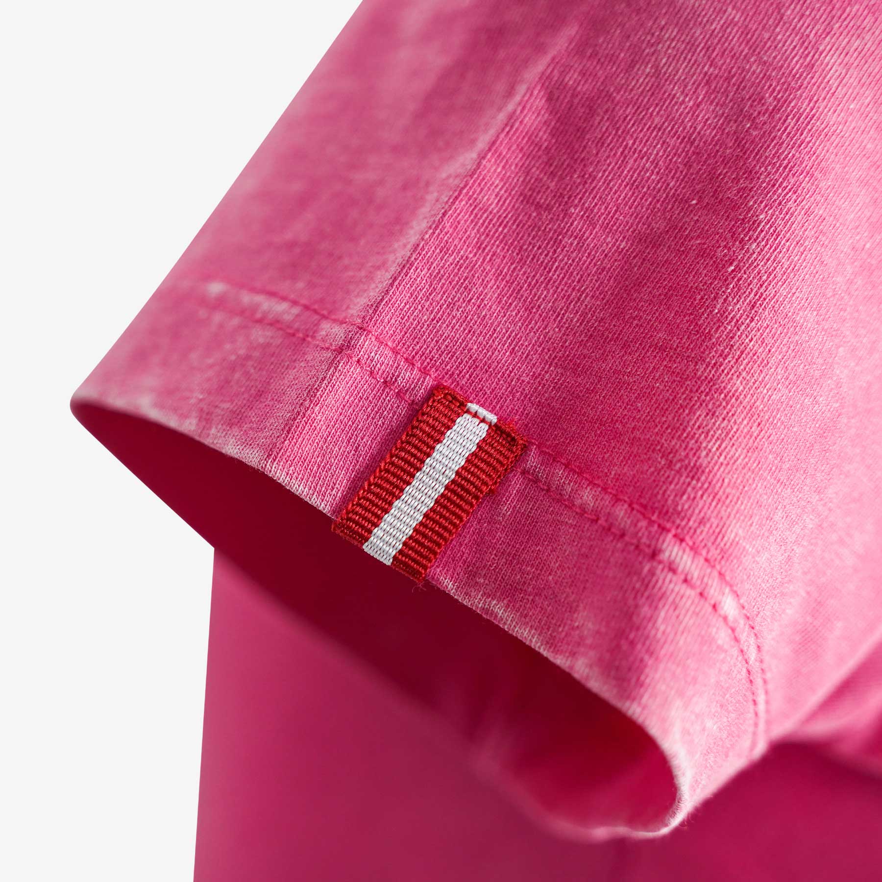 Detail Austrian Girl T-Shirt pink
