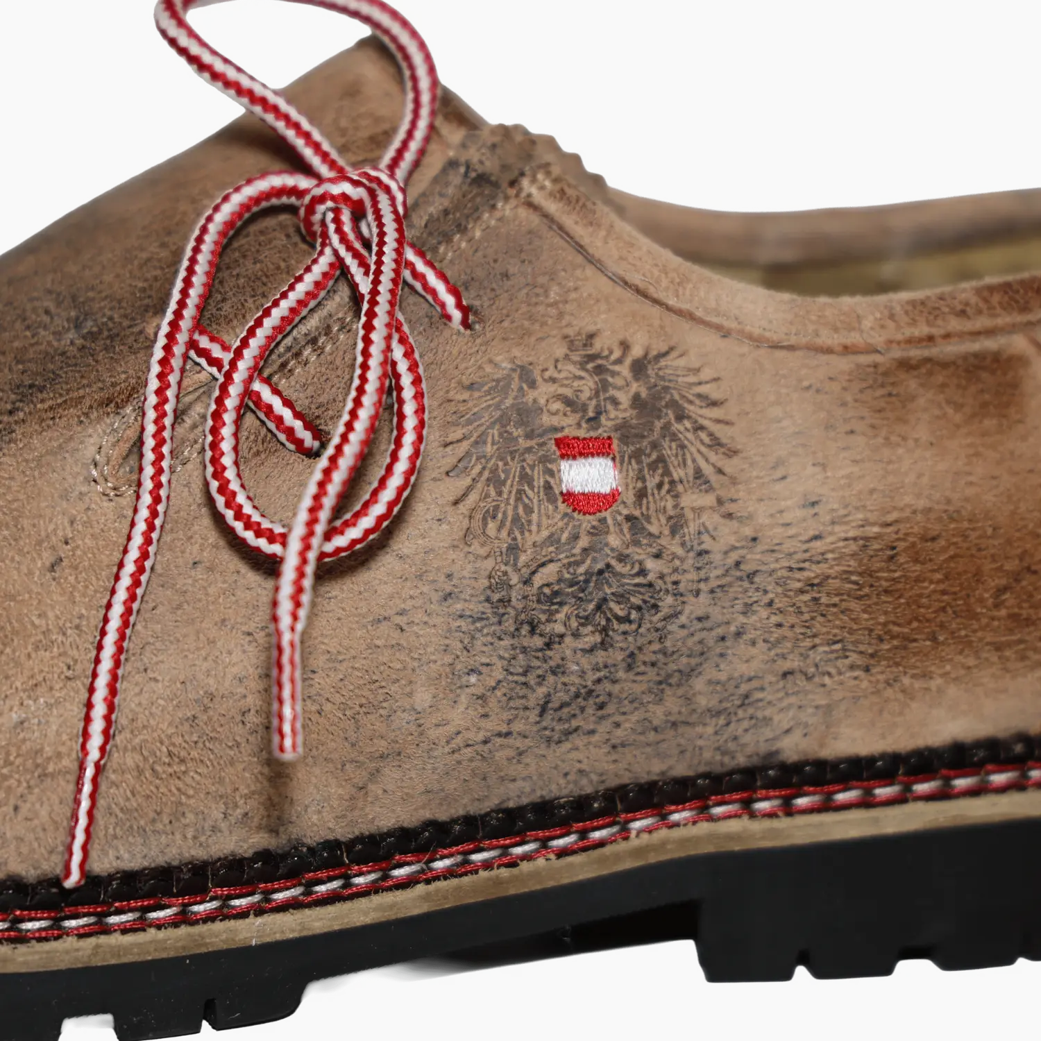 Detail Stickerei Haferl Schuhe