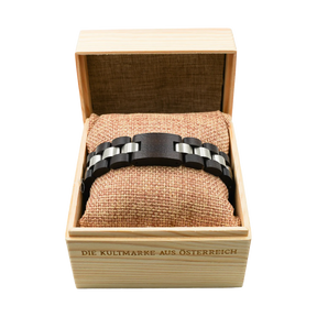 Holzarmband mit Metalleinsatz