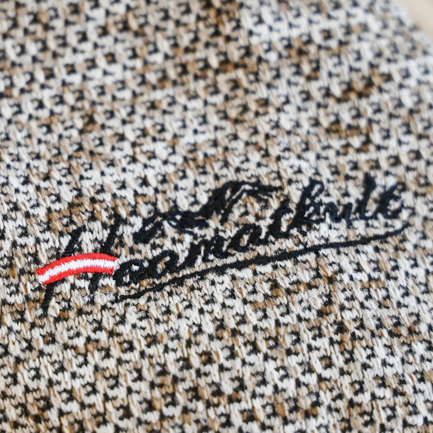 Österreich Kultjacke mit Kapuze - Strickoptik