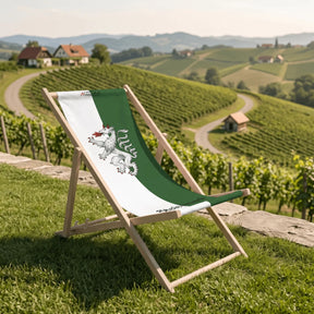 Steiermark Panther Liegestuhl Weinberge