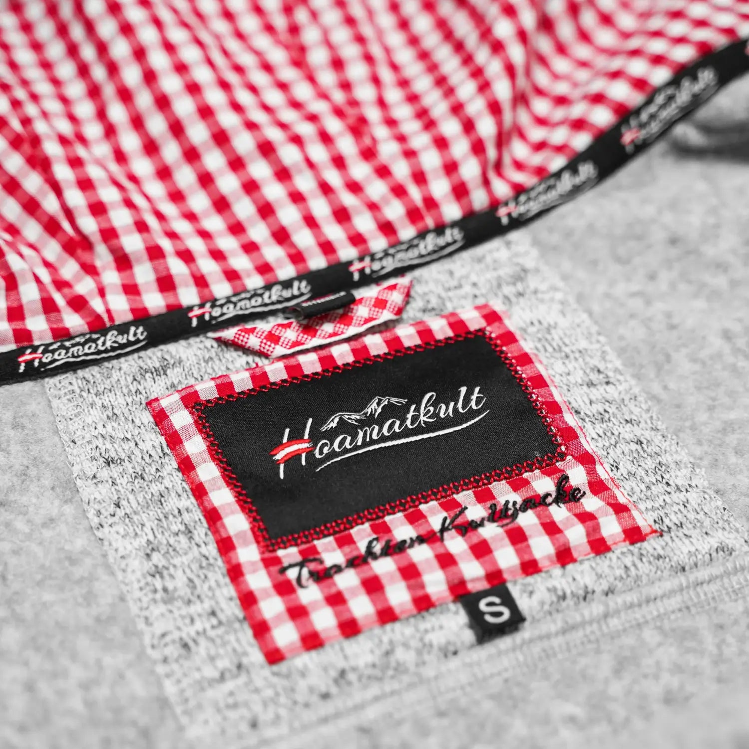 Österreich Trachten Kultjacke mit Kapuze - Karo Rot